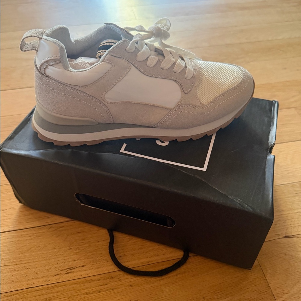 New Neutral Grey Lace-Up Athletic Sneakers